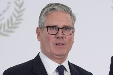 ‘Useless’: Starmer most unpopular PM since records began following digital ID failure