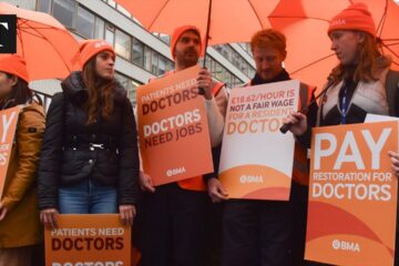 Doctors Strike Across the UK Over Pay Dispute